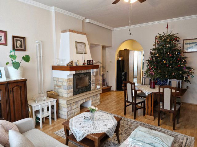 Eladó családi ház, Abonyban 69.99 M Ft, 4 szobás