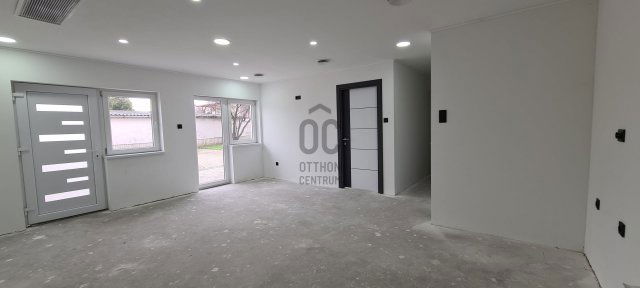 Eladó családi ház, Székesfehérvárott 66.6 M Ft, 3 szobás