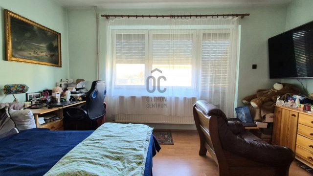 Eladó családi ház, Vépen 81.4 M Ft, 5 szobás