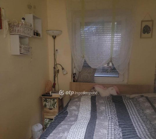 Eladó nyaraló, Siófokon 58 M Ft, 2+1 szobás