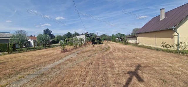 Eladó mezogazdasagi ingatlan, Cegléden 15.9 M Ft, 1 szobás