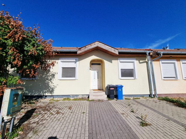 Eladó sorház, Levélen 65 M Ft, 3 szobás / költözzbe.hu