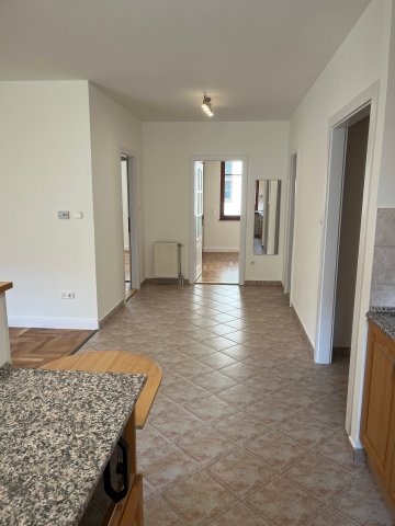 Kiadó téglalakás, albérlet, III. kerületben, Lajos utcában