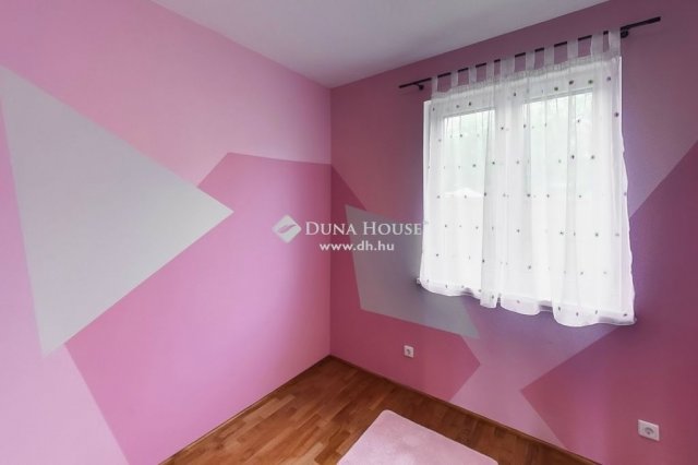 Eladó családi ház, Kecskeméten 89.5 M Ft, 4 szobás