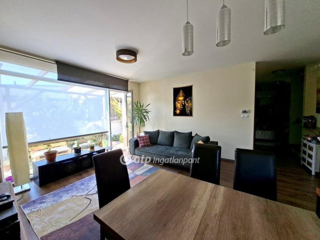 Eladó téglalakás, Biatorbágyon 149.9 M Ft, 5 szobás