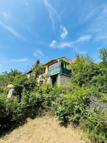 Eladó nyaraló, Csopakon 58 M Ft, 1+2 szobás