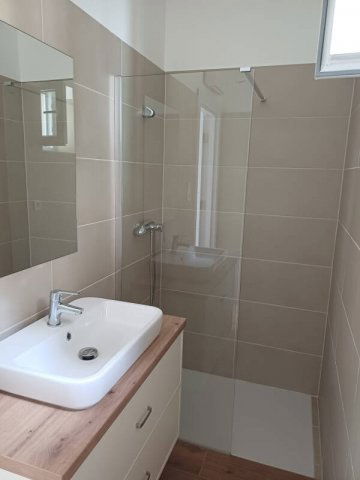 Eladó családi ház, Pilisszántón 52 M Ft, 2 szobás