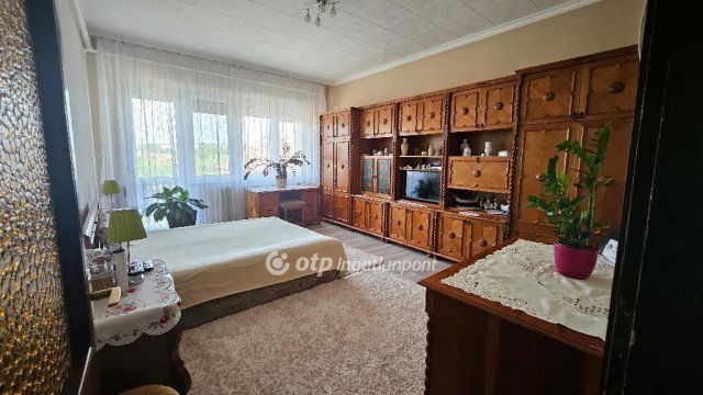 Eladó családi ház, Jászjákóhalmán 75 M Ft, 4 szobás