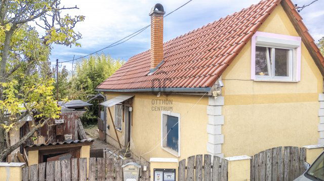 Eladó családi ház, Biatorbágyon 69.9 M Ft, 3 szobás