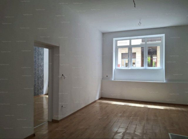 Kiadó téglalakás, albérlet, VI. kerületben, Szív utcában