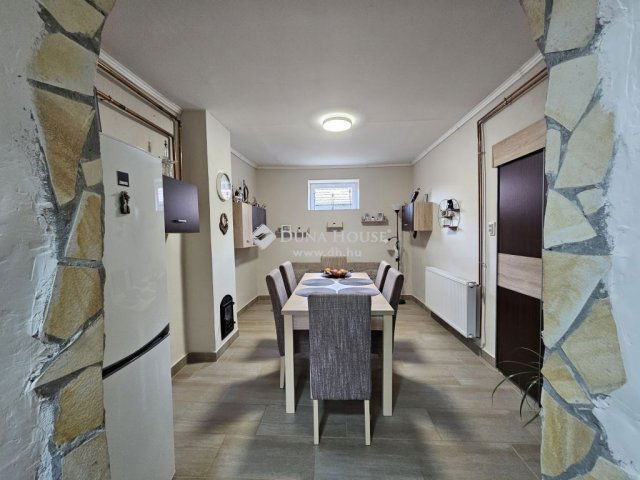 Eladó családi ház, Nagytótfalun 49.5 M Ft, 3 szobás