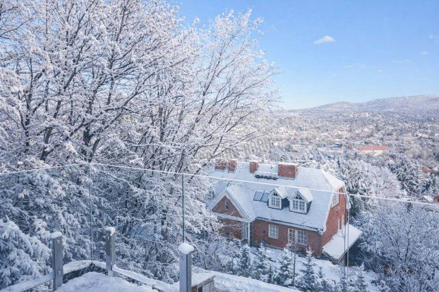 Eladó ikerház, Budapesten, II. kerületben 299 M Ft, 4 szobás