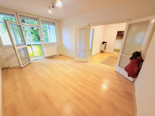 Eladó panellakás, Budapesten, X. kerületben, Hungária körúton