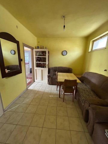 Eladó családi ház, Hajdúszováton 34 M Ft, 2 szobás