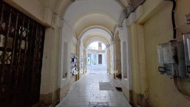 Eladó téglalakás, Budapesten, VIII. kerületben 41.1 M Ft