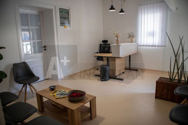 Kiadó üzlethelyiség, Szegeden 100 E Ft / hó