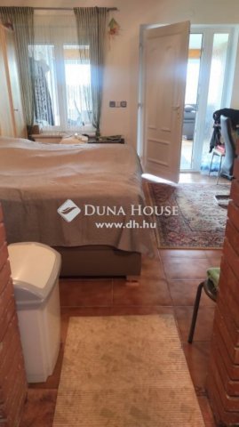 Eladó nyaraló, Mohácson 39 M Ft, 4 szobás / költözzbe.hu