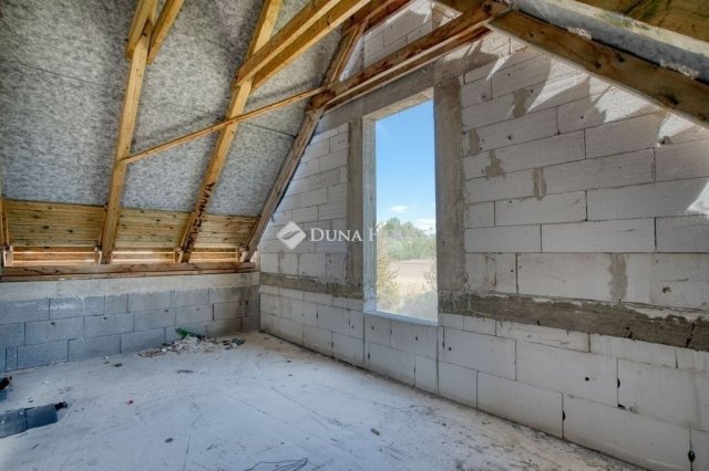 Eladó nyaraló, Dunavarsányban 69 M Ft, 3 szobás
