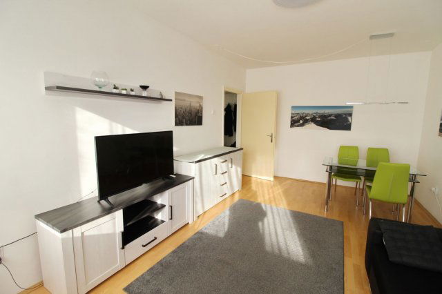 Kiadó téglalakás, albérlet, Debrecenben 220 E Ft / hó, 2 szobás