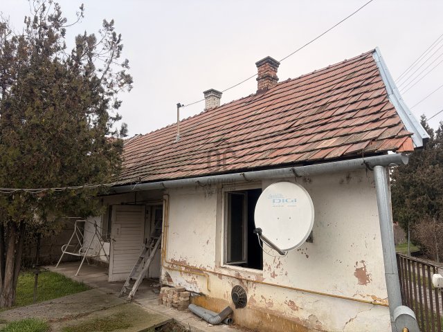 Eladó családi ház, Dömsödön 13.9 M Ft, 2 szobás