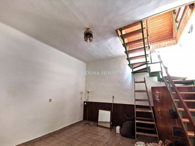 Eladó családi ház, Budakeszin 59.9 M Ft, 4 szobás