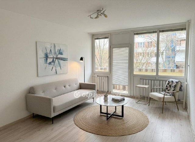 Eladó téglalakás, Budapesten, XIV. kerületben 100 M Ft, 3 szobás