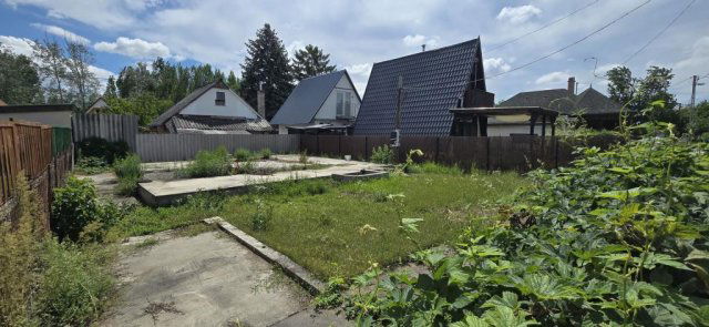 Eladó családi ház, Tasson 6.999 M Ft, 1 szobás