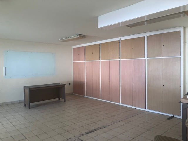 Eladó üzlethelyiség, Nyíregyházán 32.9 M Ft, 5 szobás