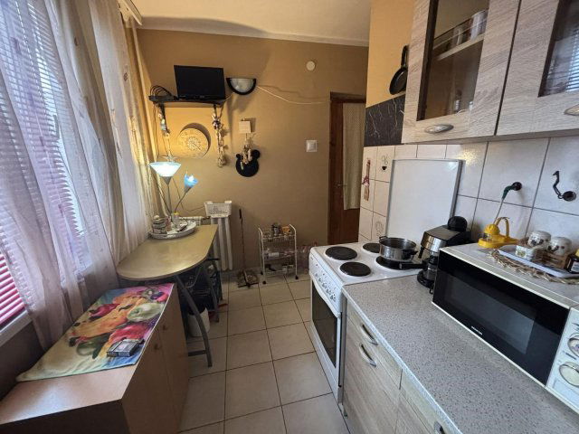 Eladó panellakás, Tatabányán 42.5 M Ft, 2 szobás