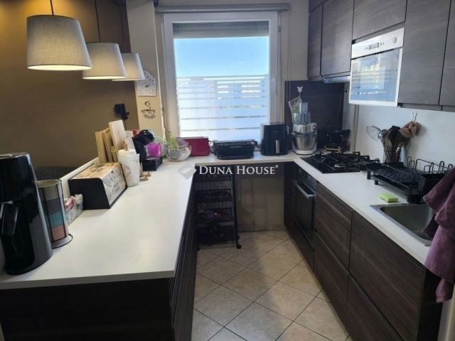 Eladó téglalakás, Budapesten, XX. kerületben 82.9 M Ft, 3 szobás