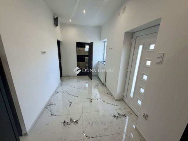 Eladó családi ház, Debrecenben, Kishegyesi úton 53.6 M Ft