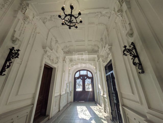 Eladó téglalakás, Budapesten, V. kerületben 295 M Ft, 4+1 szobás