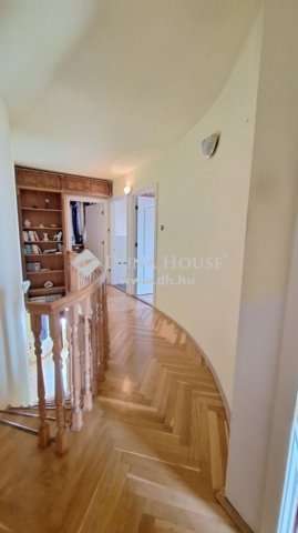 Eladó téglalakás, Budapesten, II. kerületben 225 M Ft, 4 szobás