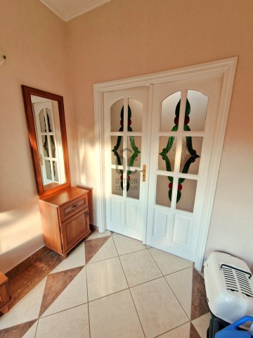 Eladó családi ház, Budakeszin 244 M Ft, 6 szobás