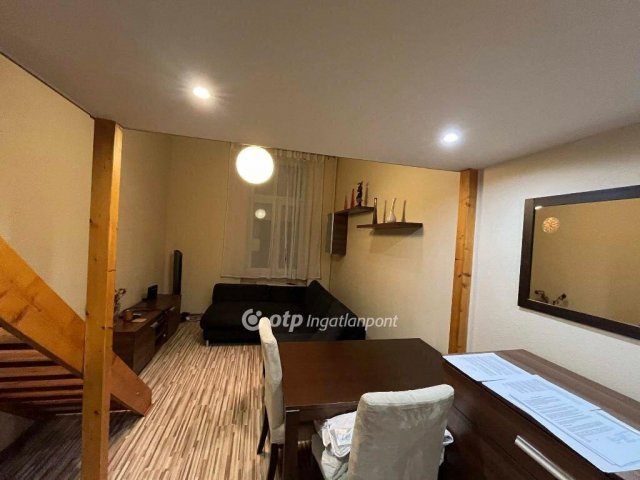 Eladó téglalakás, Budapesten, XII. kerületben 59 M Ft, 1 szobás