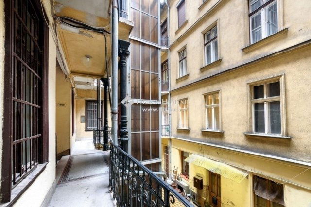 Eladó téglalakás, Budapesten, XI. kerületben 119 M Ft, 2 szobás