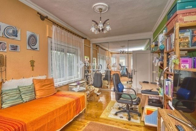 Eladó családi ház, Budapesten, XVIII. kerületben 142 M Ft