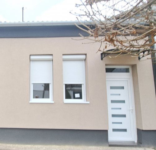 Eladó téglalakás, Gyulán 23.9 M Ft, 1 szobás