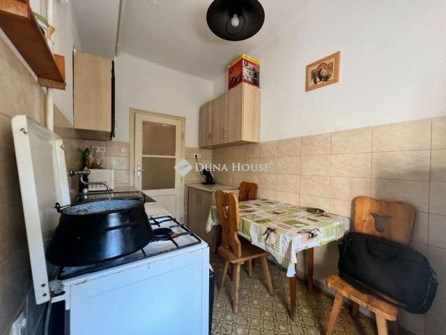 Eladó téglalakás, Budapesten, XIV. kerületben 57.9 M Ft