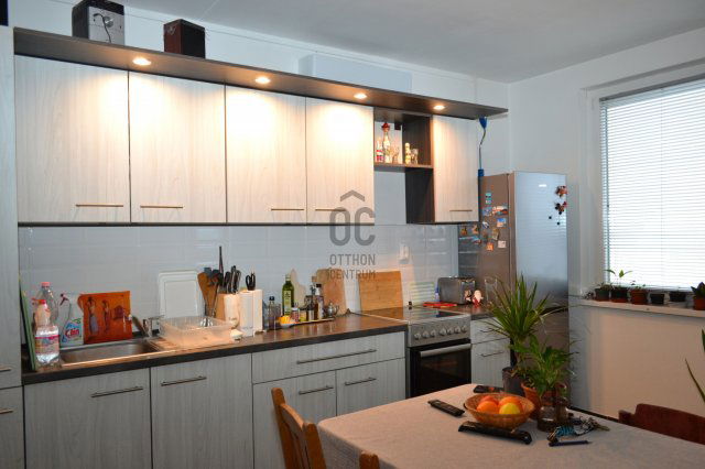 Eladó panellakás, Nyíregyházán 43.75 M Ft, 2 szobás