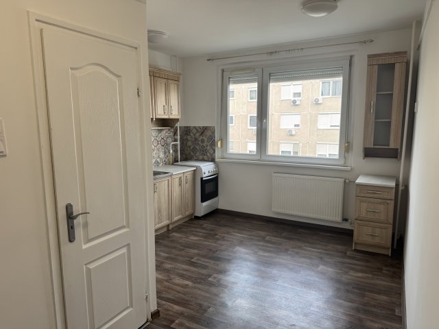 Eladó panellakás, Miskolcon 33.9 M Ft, 2 szobás