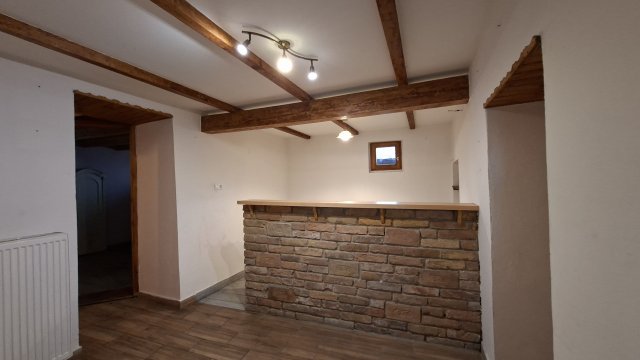 Eladó családi ház, Orosházán 11.5 M Ft, 2+1 szobás