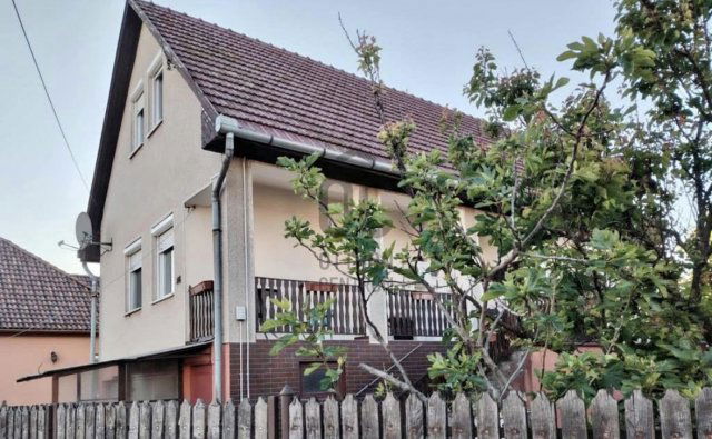 Eladó családi ház, Hajdúsámsonon 69 M Ft, 3 szobás