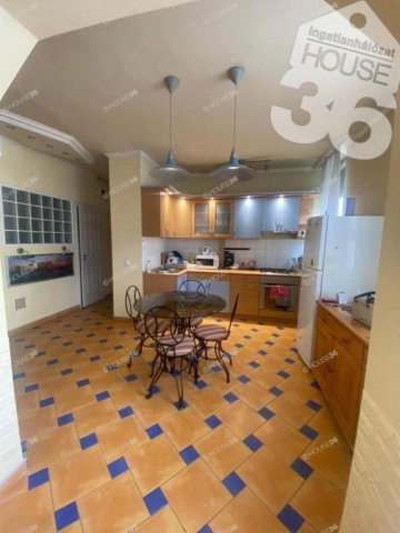 Eladó téglalakás, Kecskeméten 44.9 M Ft, 2 szobás