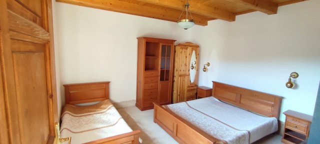 Eladó családi ház, Tagyonon 89.9 M Ft, 3 szobás