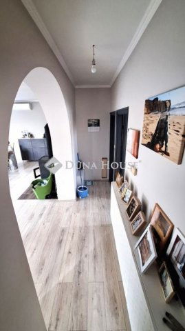 Eladó családi ház, Bugyin 89.9 M Ft, 3 szobás