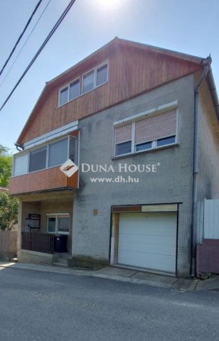 Eladó családi ház, Dunaszekcsőn 27.5 M Ft, 3 szobás
