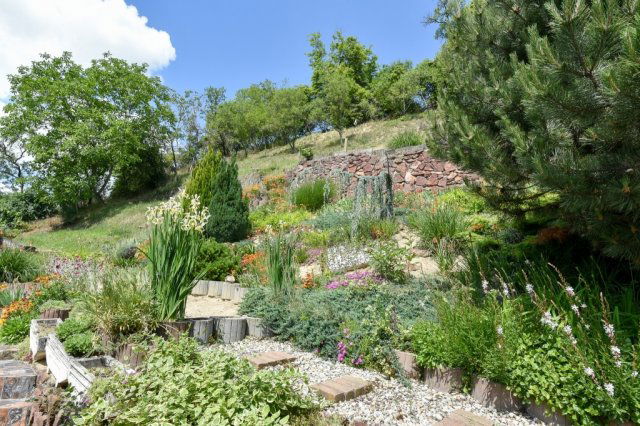 Eladó családi ház, Ábrahámhegyen 124.9 M Ft, 2+2 szobás