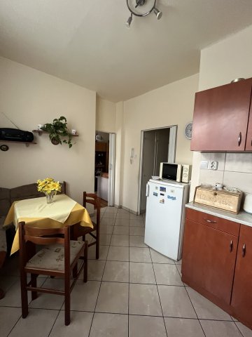 Eladó téglalakás, Győrött 43 M Ft, 1 szobás