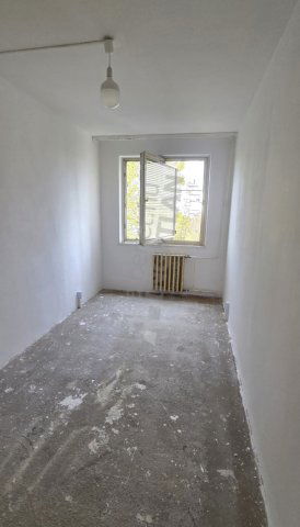 Kiadó téglalakás, albérlet, XVII. kerületben, Kaszáló utcában